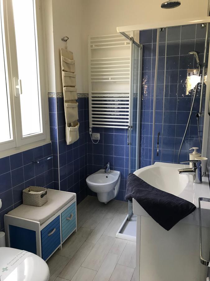 Апарт готель Residenza Le Logge Торрі-дель-Бенако Екстер'єр фото