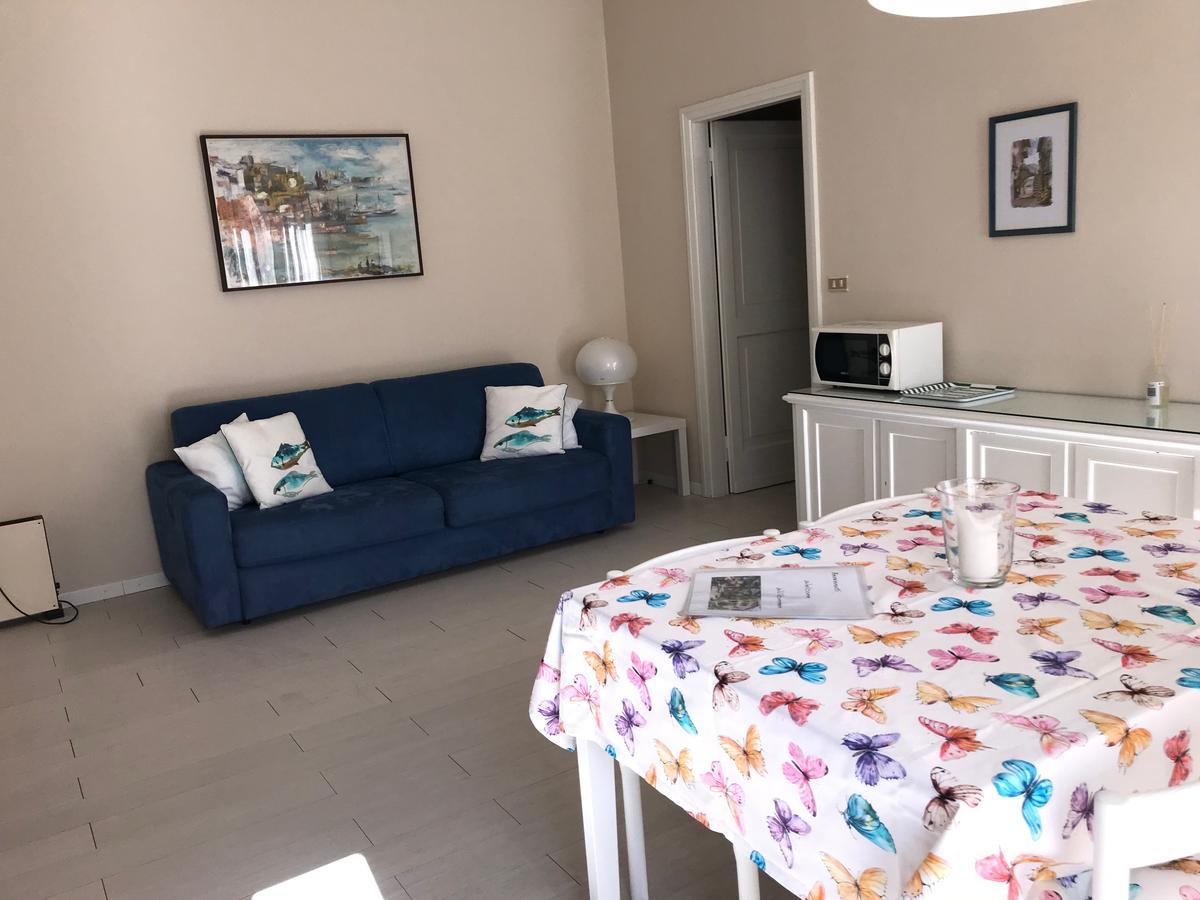 Апарт готель Residenza Le Logge Торрі-дель-Бенако Екстер'єр фото